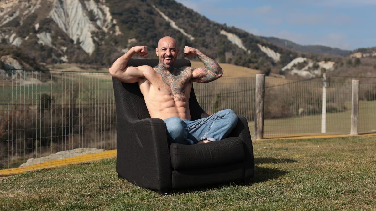 Víctor Téllez es entrenador personal y nos da las claves para ponernos en forma para el verano