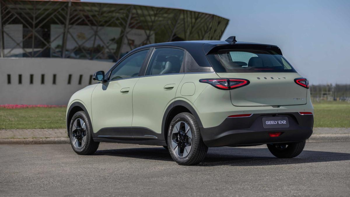 Geely EX2