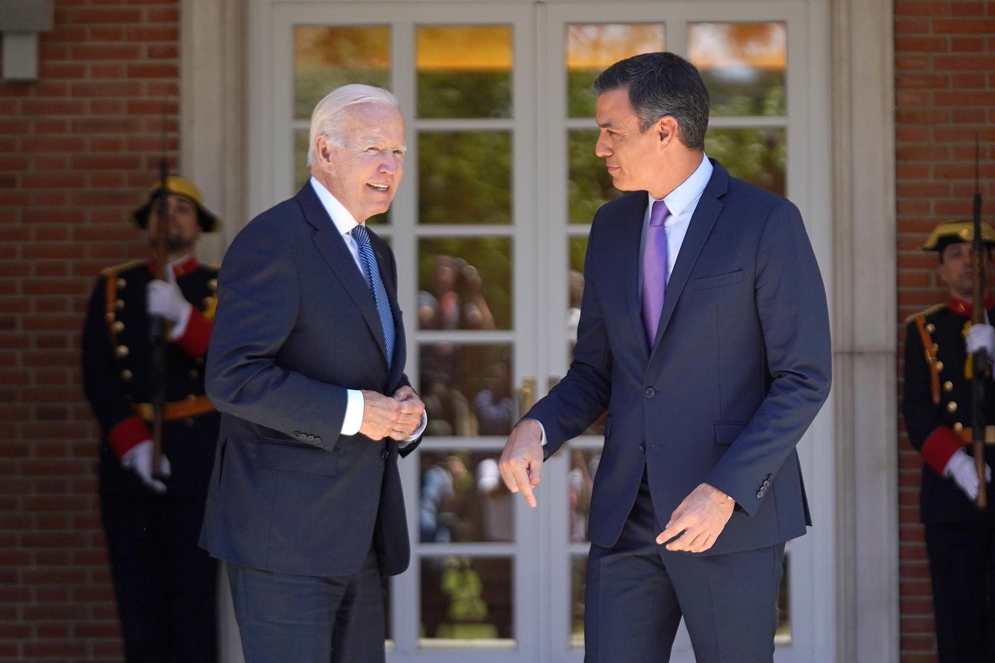 Encuentro  entre Pedro Sanchez Joe Biden en el Palacio de la Moncloa .