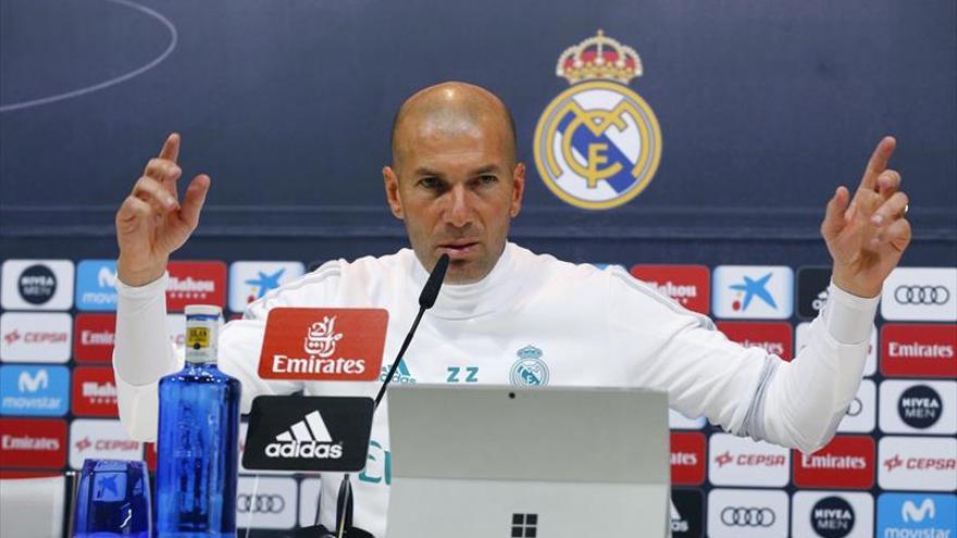 Zidane defiende a su plantilla y «no» echa un pulso a Florentino