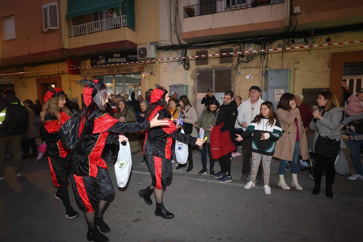 Búscate en la Cabalgata de las Fallas de Malva-rosa-Cabanyal-Beteró Búscate en la Cabalgata de las Fallas de Malva-rosa-Cabanyal-Beteró