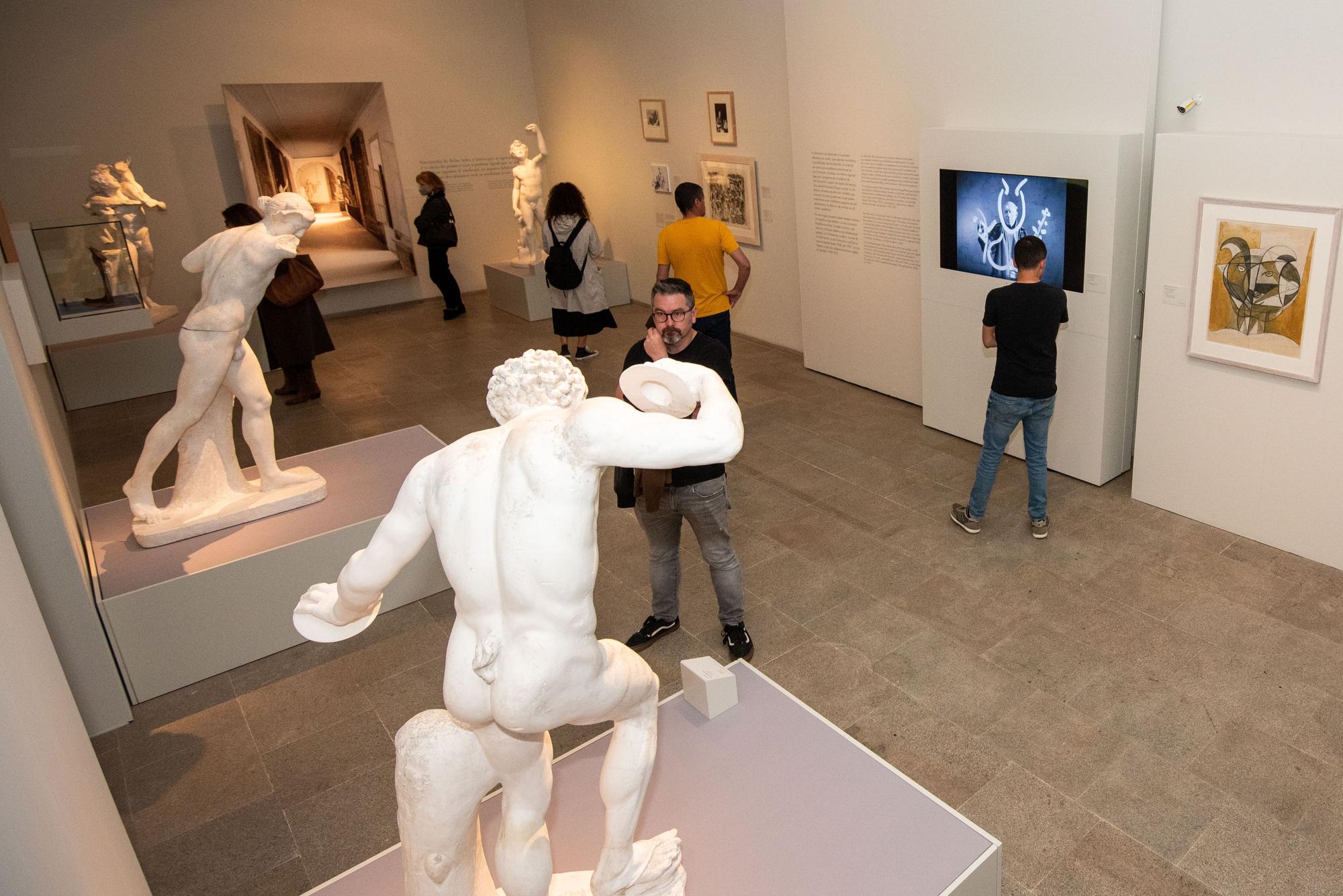 Exposición 'Picasso. Branco no recordo azul. Debuxando o futuro' en el Museo de Belas Artes