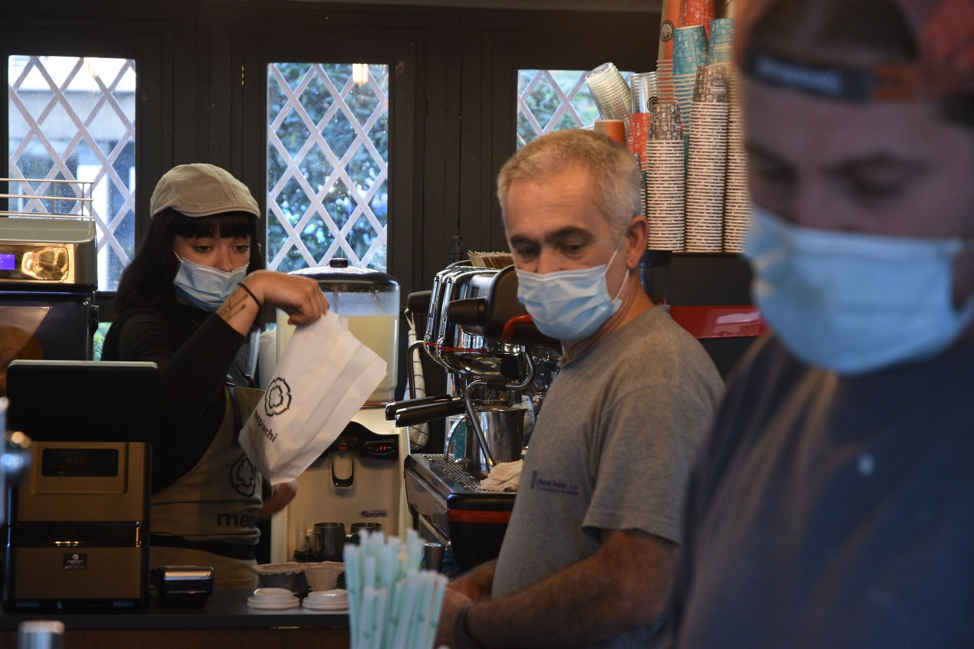 La obligada moda del “take away” en Gijón