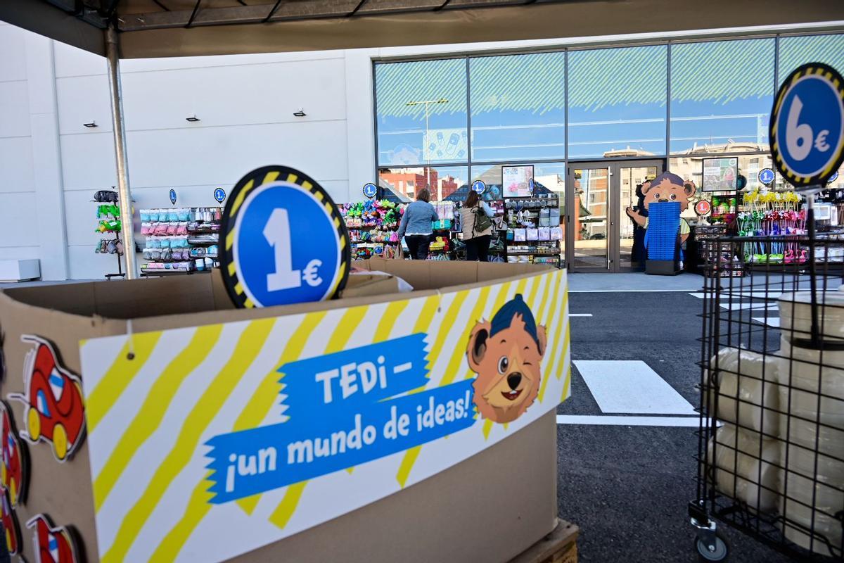 La tienda de Tedi está ubicada en el recinto comercial de la avenida Castellón de Almassora.
