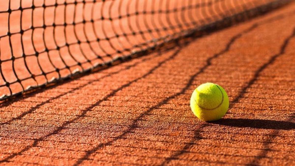 Los cuatro Grand Slams, Australia, Roland Garros, Wimbledon y US Open, ha acordado la instauración de un desempate a diez puntos cuando se llegue al 6-6 del quinto set.