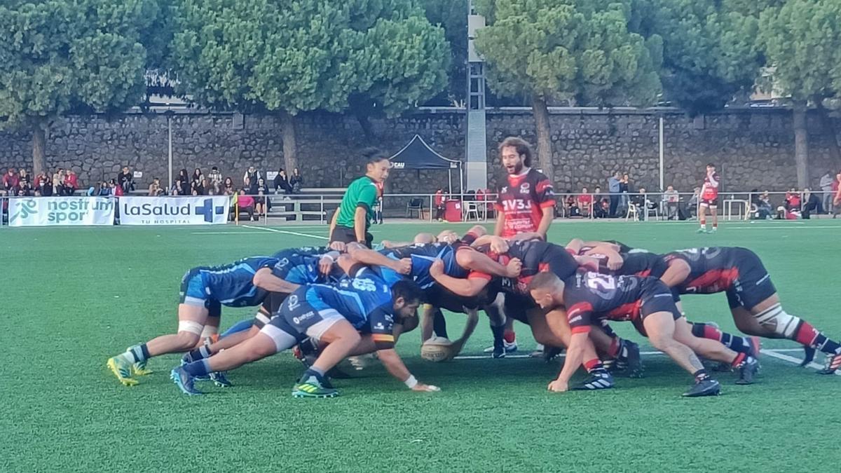 El CAU Valencia sumó una victoria muy trabajada ante el Akra bárbara en un partido muy igualado, dinámico y bonito.