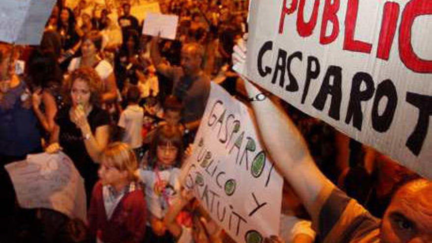 Una de las manifestaciones contra la privatización del Gasparot.