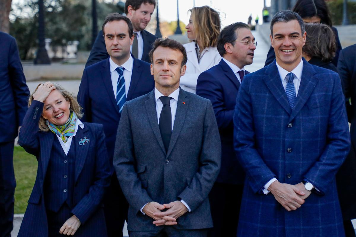 Pedro Sánchez y Emmanuel Macron, en la cumbre entre los países que ambos presiden, en Barcelona.