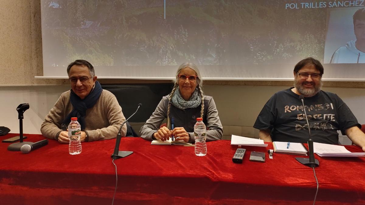 Representants del moviment Confluència en una trobada celebrada a Puigcerdà