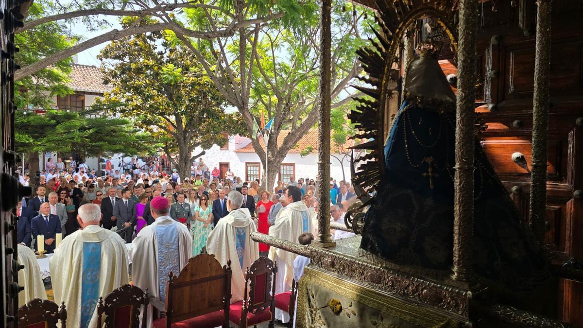 Un momento de las celebraciones por la festividad de la Virgen de las Nieves, patrona de La Palma.