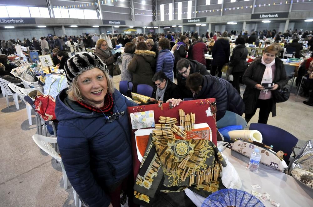 Encuentro de encajeras de bolillos en Mieres