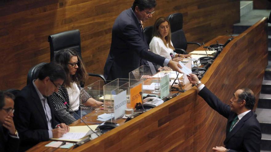 Carcedo y Goñi, nuevos senadores en sustitución de Iglesias y Oblanca