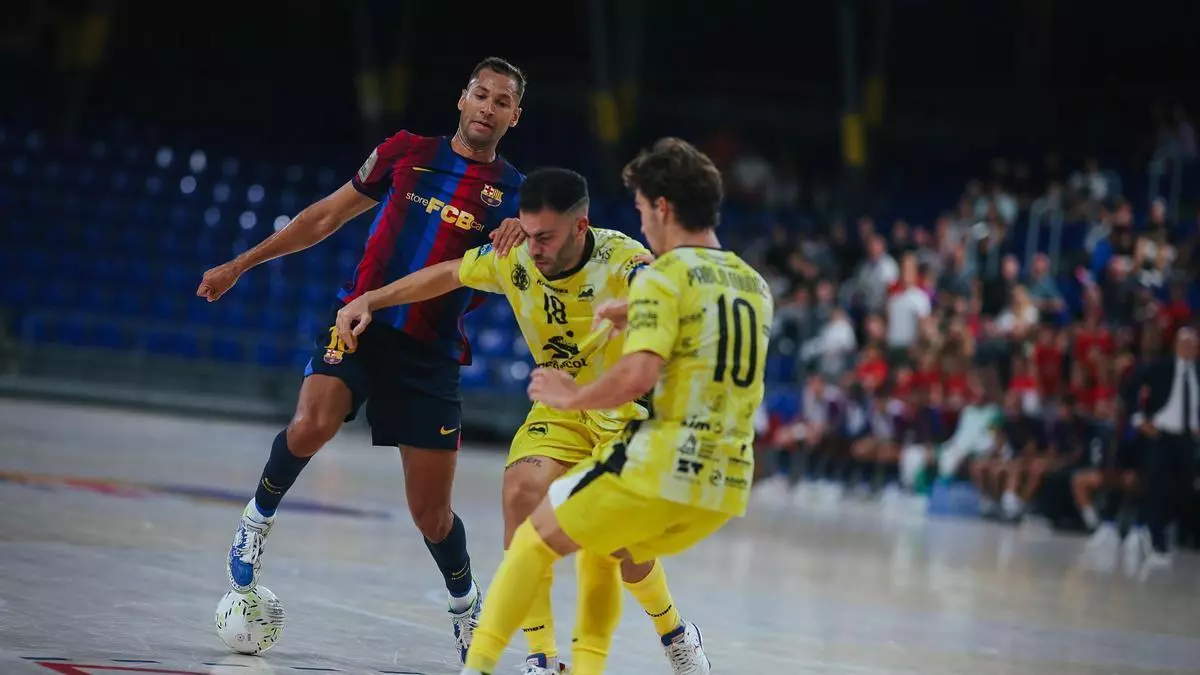 El Peñíscola FS cae ante el Barça en el Palau Blaugrana (6-1)