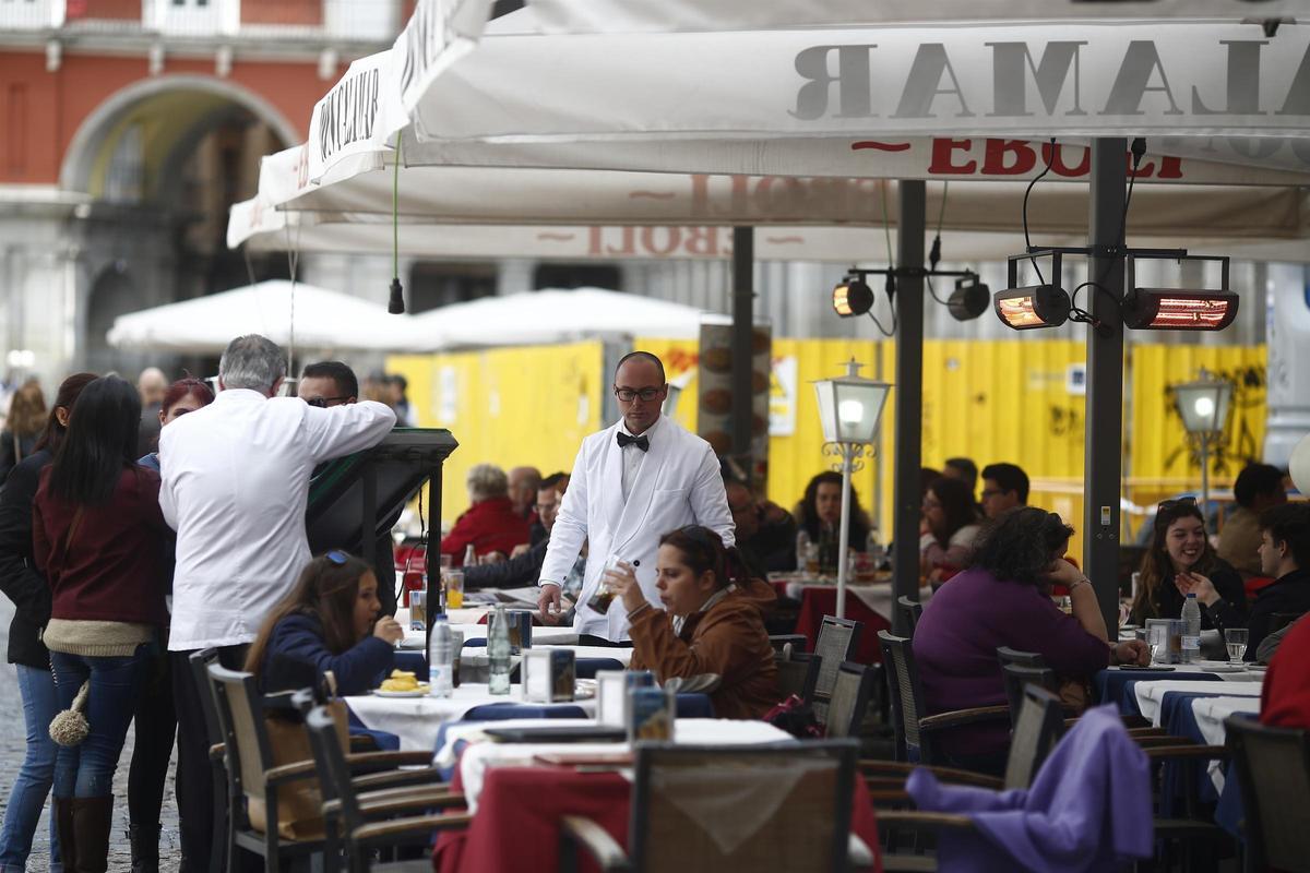 Restaurante en las terrazas de la Plaza Mayor de Madrid