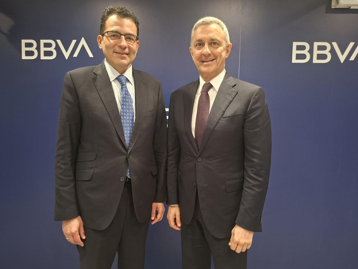 Miguel Cardoso, economista en cap per a Espanya i Portugal de BBVA Research, i José Ballester, director territorial de BBVA a Catalunya