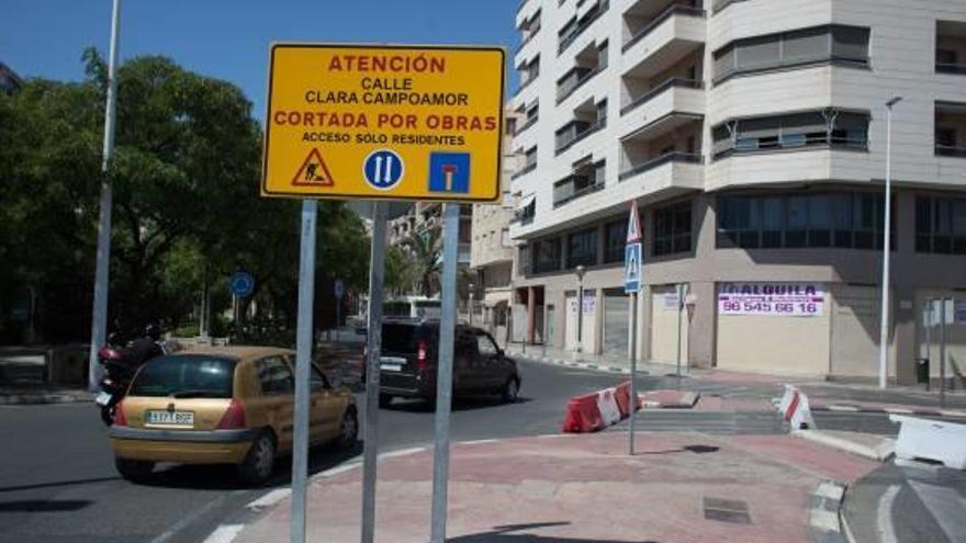 Las obras del colector de Carrús provocan el corte al tráfico de Clara de Campoamor