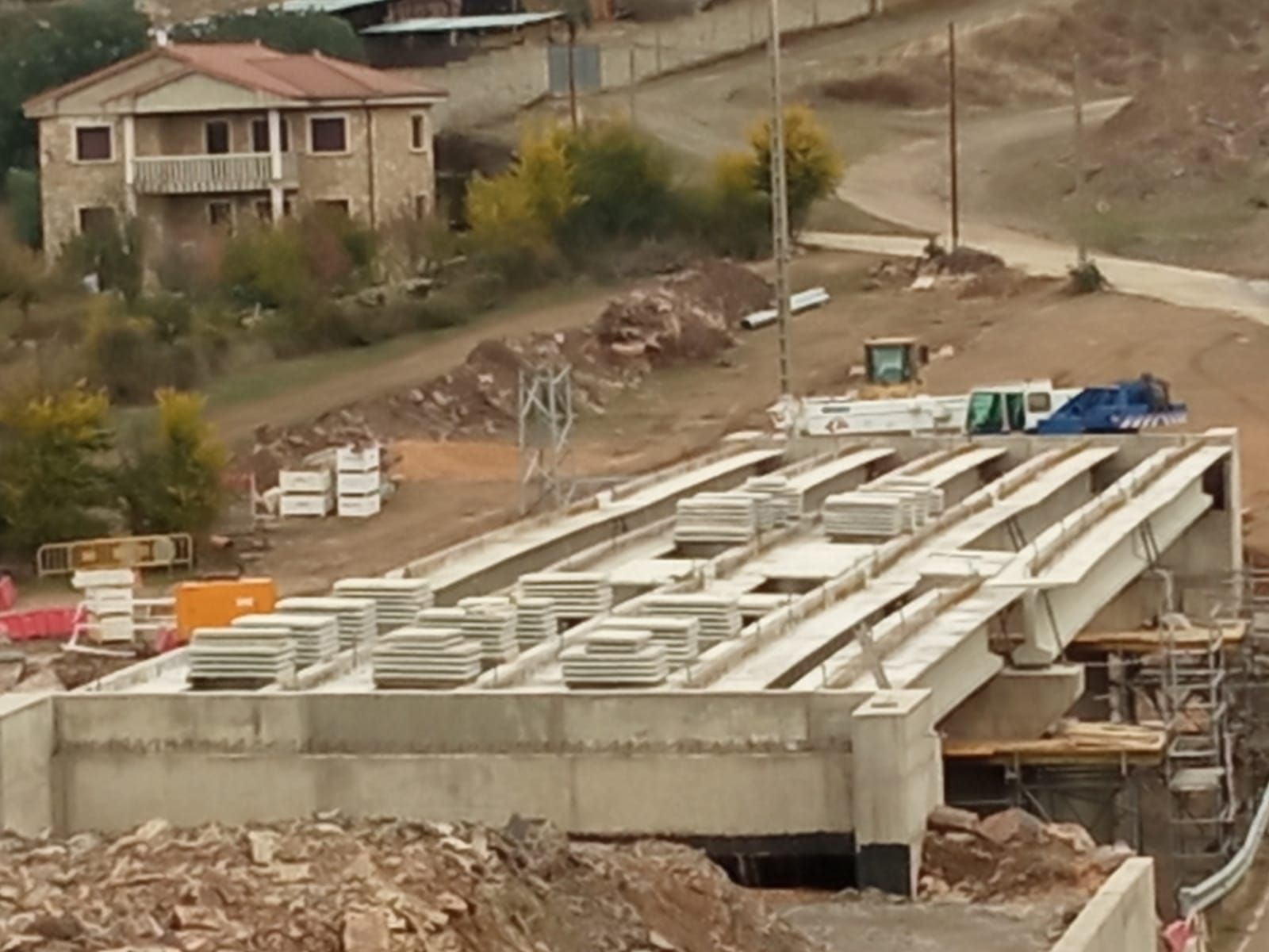 GALERÍA | Obras en el puente de Domez sobre el río Aliste