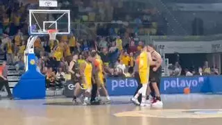 Baño del CB Gran Canaria ante un CB Canarias superado en el derbi canario de las necesidades (102-83)