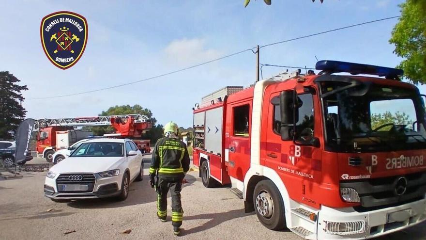 Desalojadas cuatro personas de madrugada por un incendio en unas vaquerías abandonadas en Santa Maria