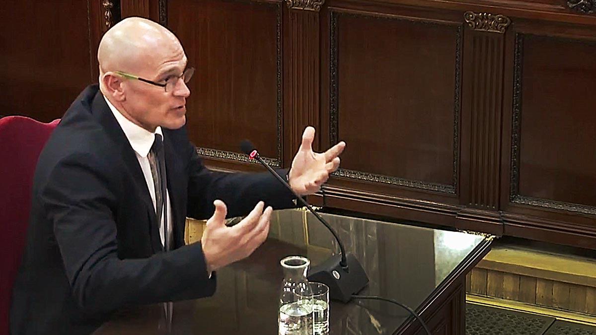 Romeva se suma a la tesis de Junqueras: &quot;Soy un preso político&quot;