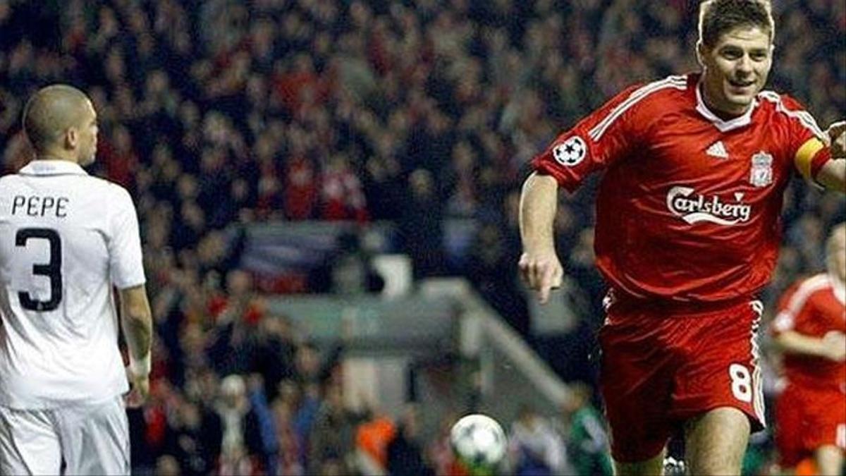 2008-09. Champions League. 1/8 de final. El Liverpool propinó el célebre chorreo al Madrid en Anfield (4-O) tras ganar ya en el Bernabéu con gol de Benayoun (0-1).