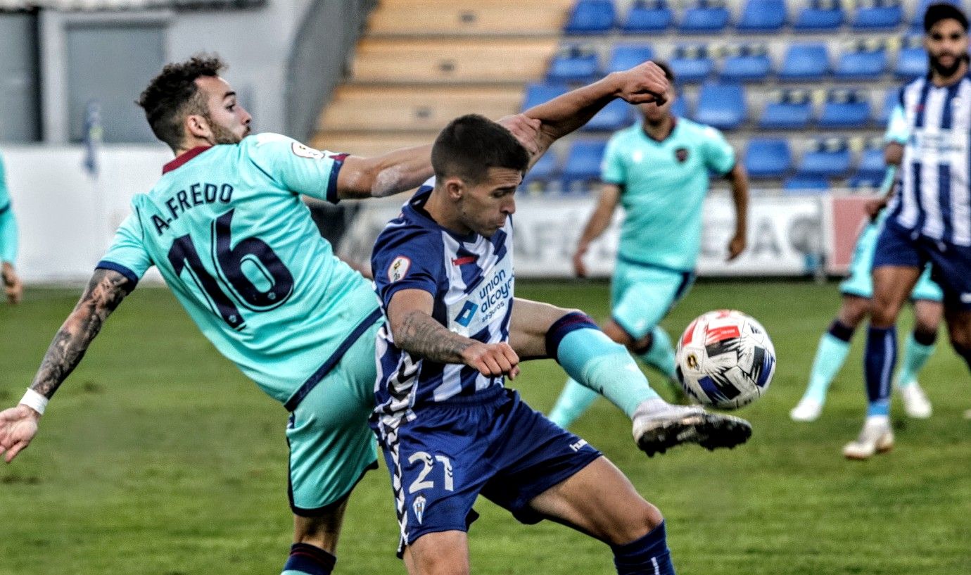 El Alcoyano se anota su primera victoria de la temporada (1-0)