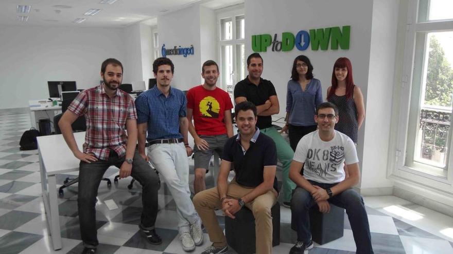 El equipo de Uptodown, con Luis Hernández y José Domínguez en primer término.