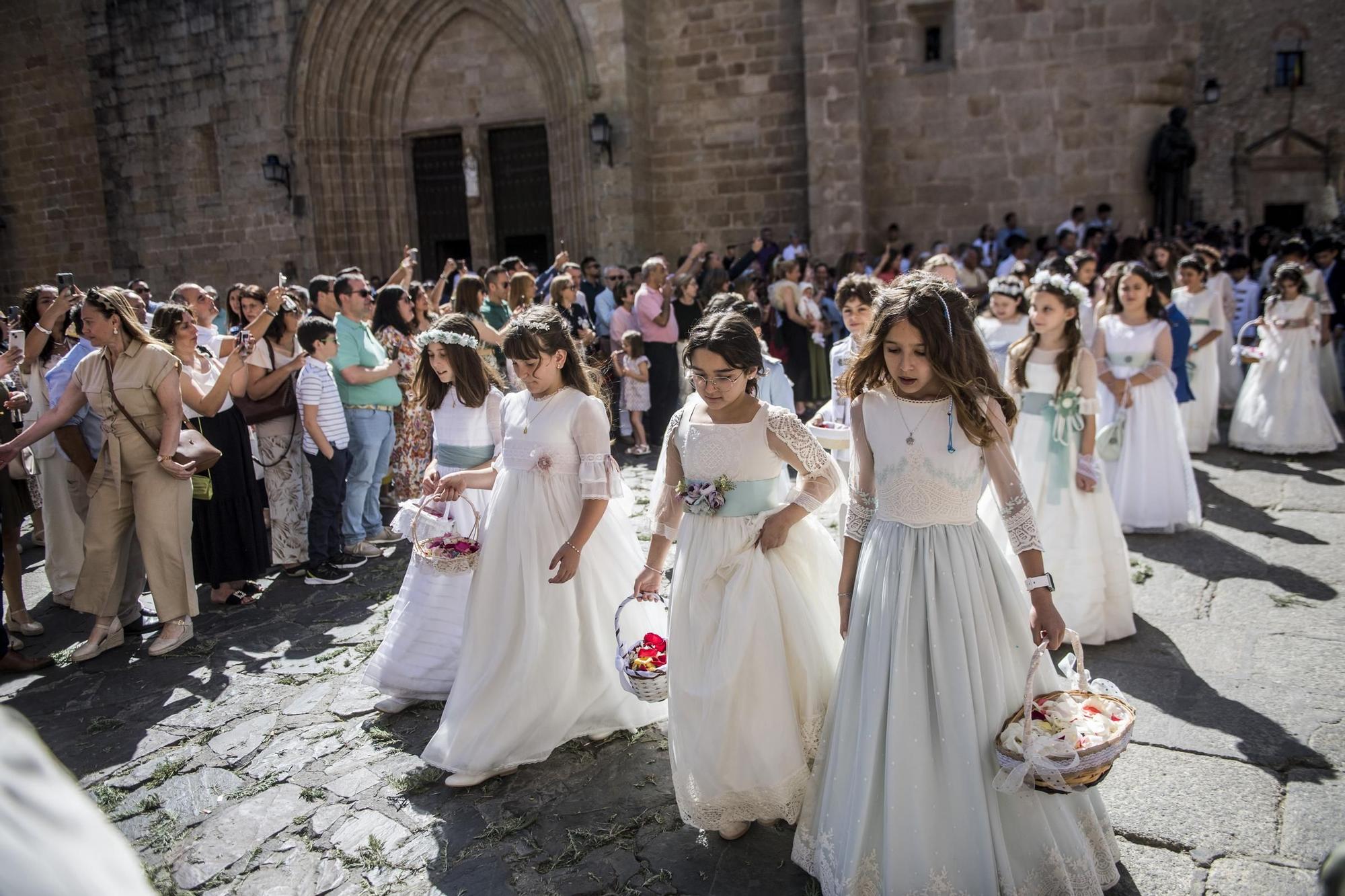 Así ha sido la procesión del Corpus Cristi en Cáceres