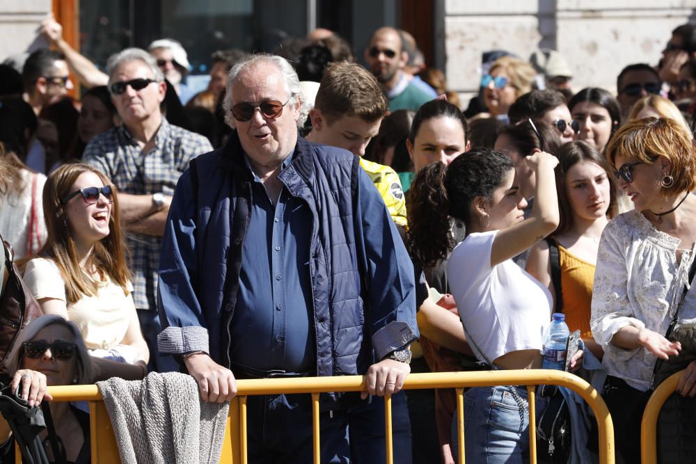 Búscate en la mascletà del 8 de marzo