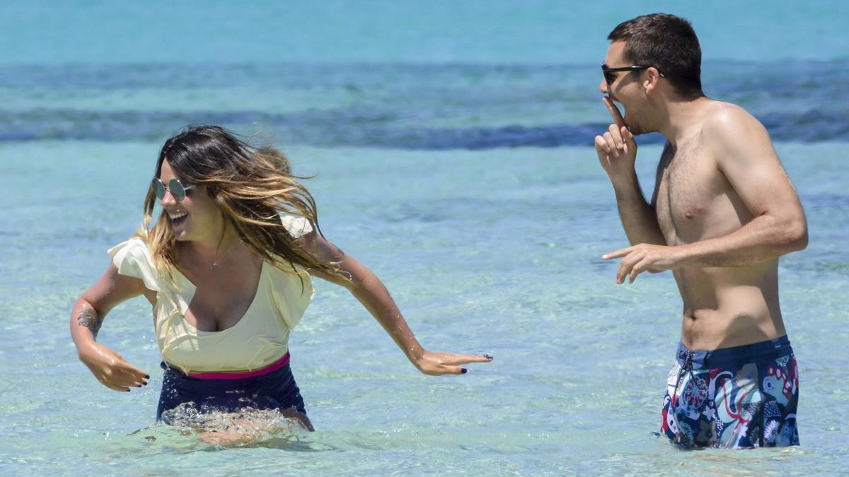 Laura Matamoros y Benji Aparicio, nueva pareja del verano