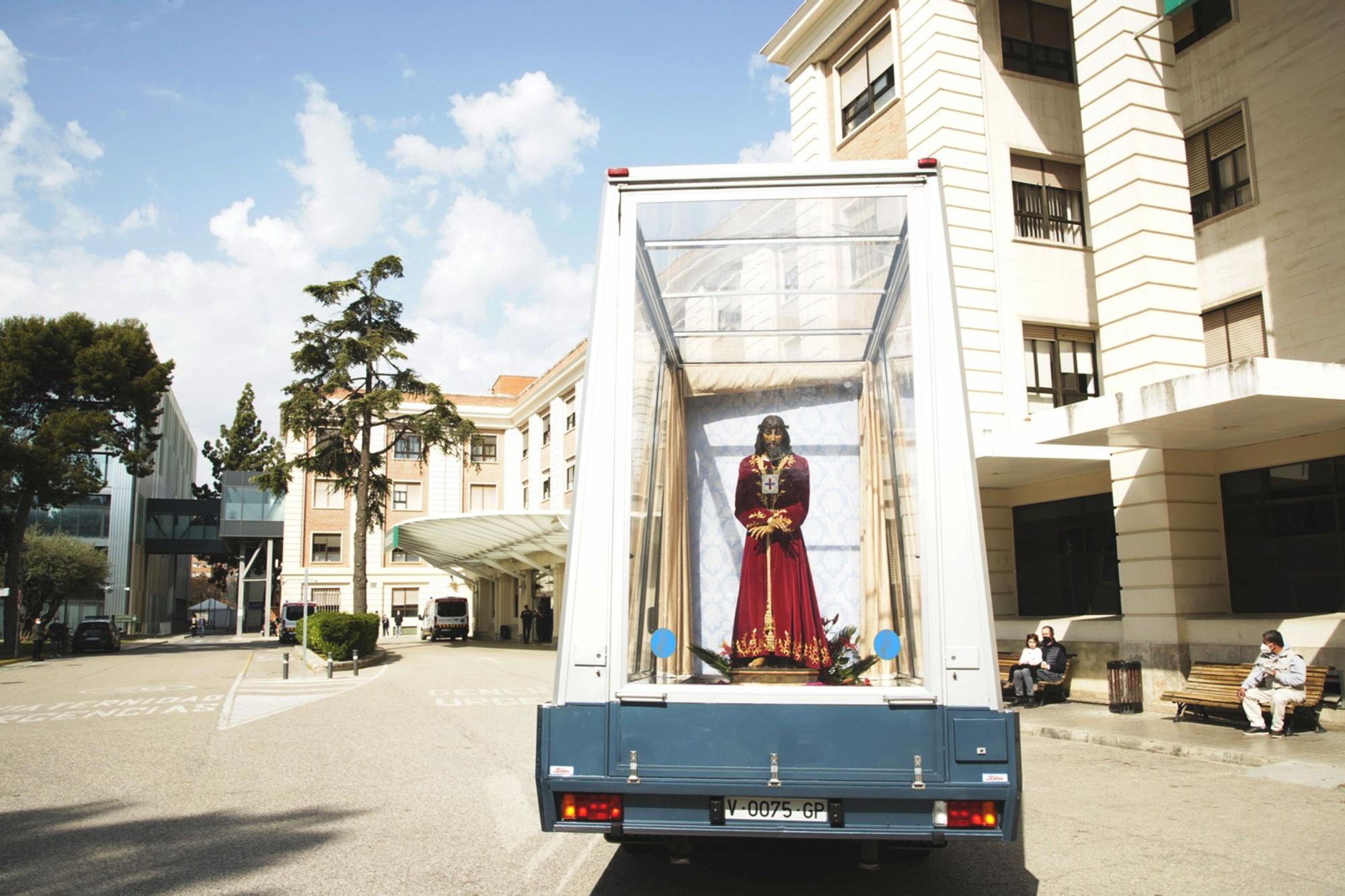 El Cristo de Medinaceli recorre València con el Maremovil