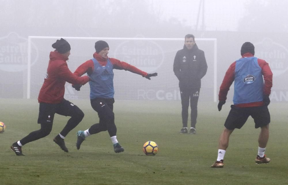 Último entrenamiento del equipo dirigido por Juan Carlos Unzué antes de su visita a Mestalla.