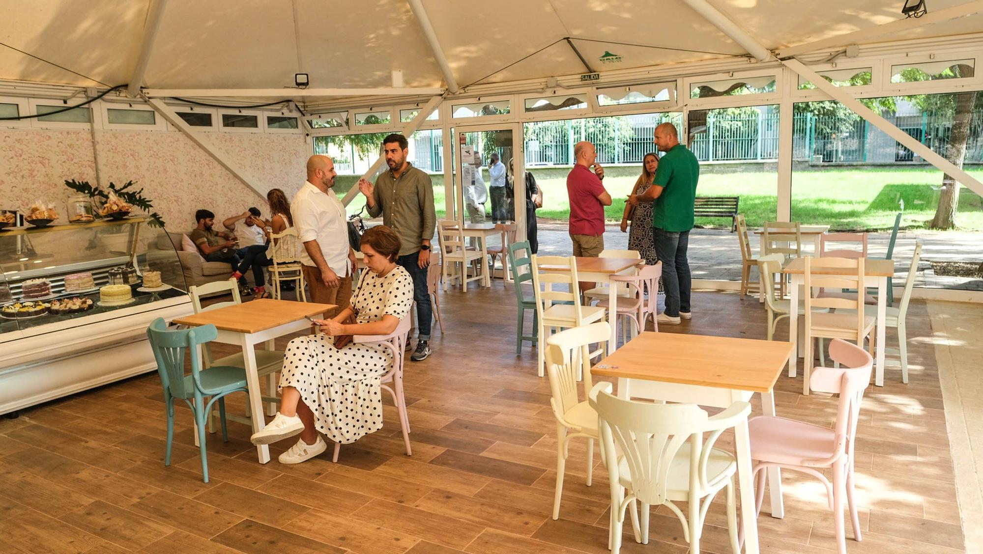 Reapertura de la clásica cafetería del Parque Juan Pablo II en Las Palmas de Gran Canaria