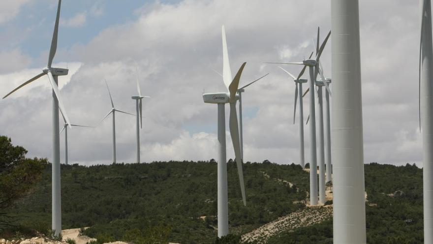 La Audiencia absuelve a Acciona y anula la demolición de 9 torres eólicas en Enguera