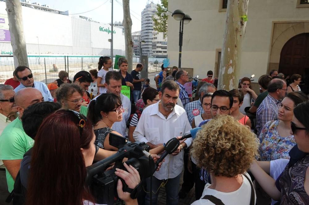 Manifestación de los padres de La Aljorra