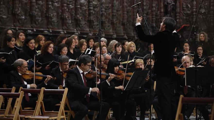 El ‘Réquiem’ de Mozart inunda de belleza la Mezquita-Catedral