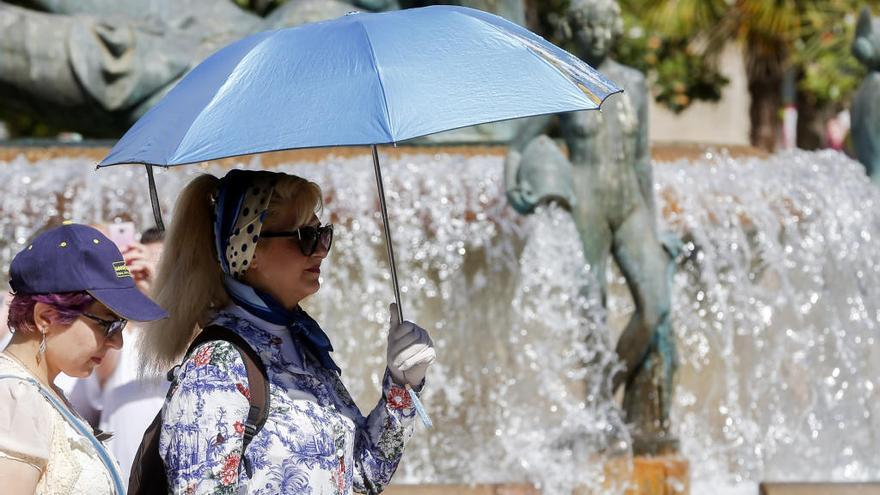 Mucho calor y también lluvia para este puente en Valencia