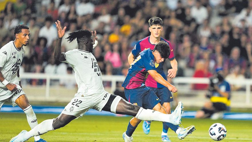 El Gamper ensenya un Barça massa verd per arrencar la lliga