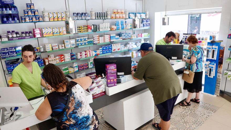 Las farmacias cobrarán la deuda de &quot;forma inmediata&quot; y suspenden la huelga