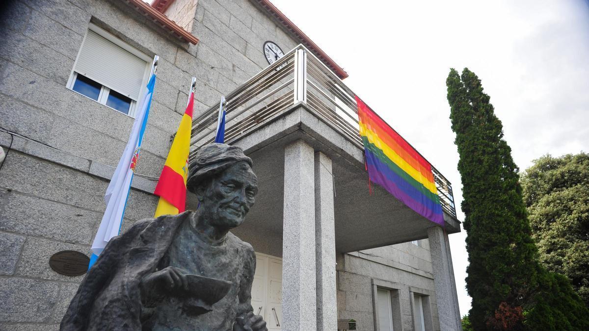 Fachada del Concello de Ribadumia.