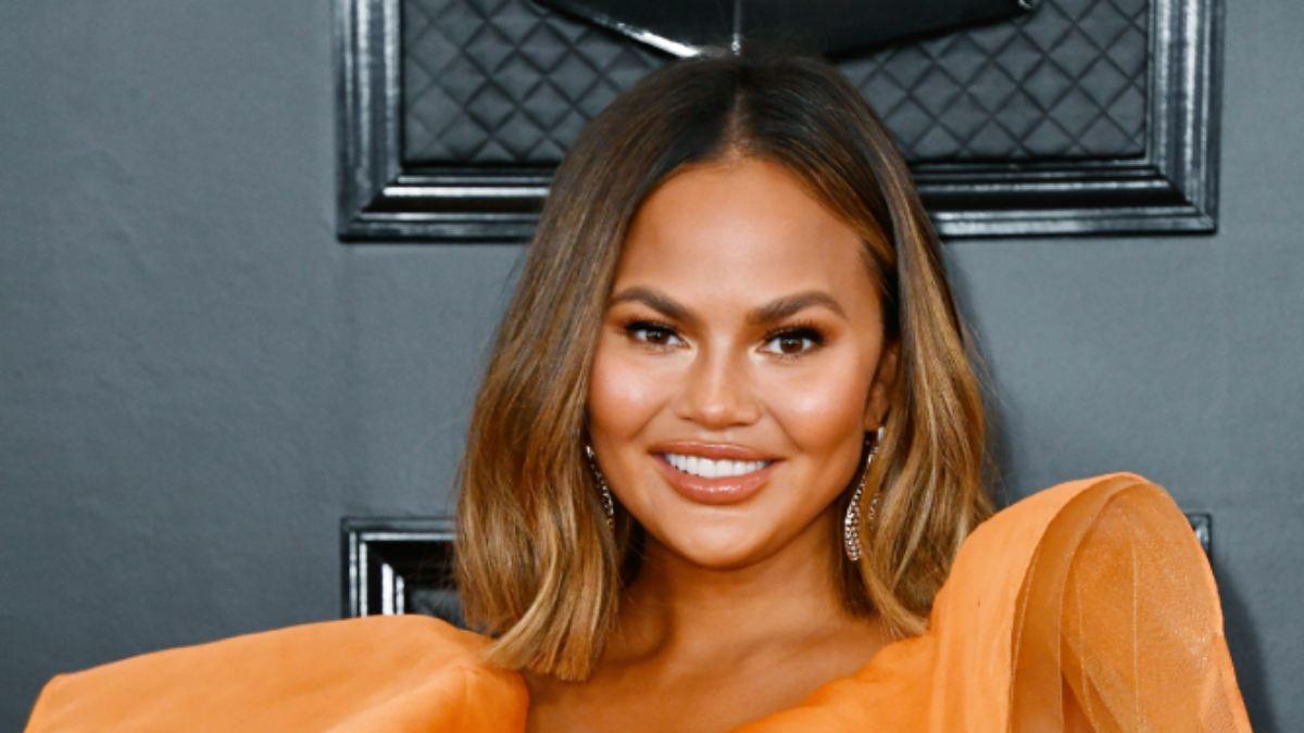 Chrissy Teigen, en su nuevo libro: &quot;He vuelto más fuerte que nunca&quot;