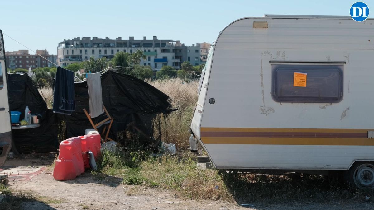 Ibiza identifica las caravanas de sa Joveria y pide que abandonen la zona