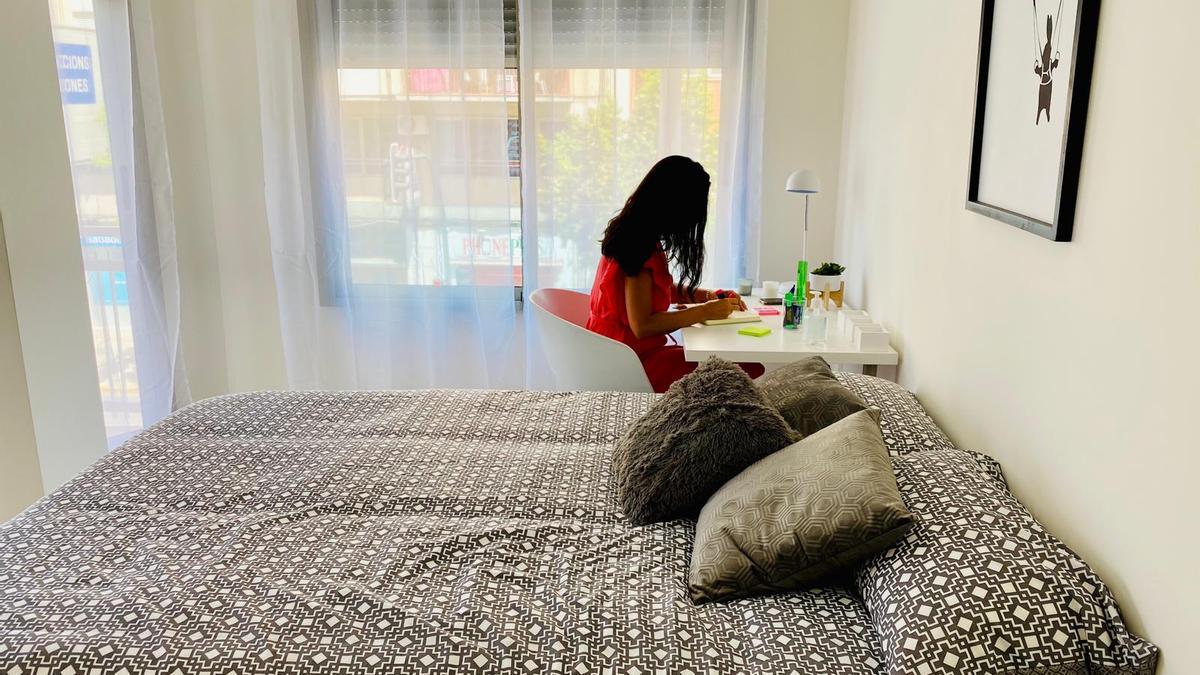 Una de las habitaciones de una residencia de estudiantes en Elche