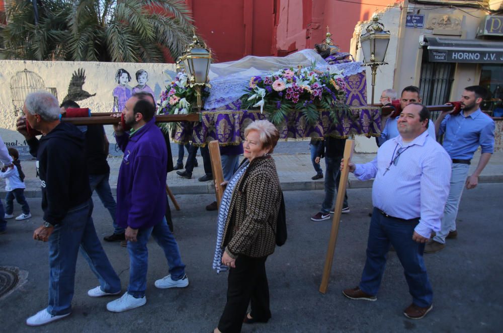 Procesión del Cristo Yacente en el Cabanyal