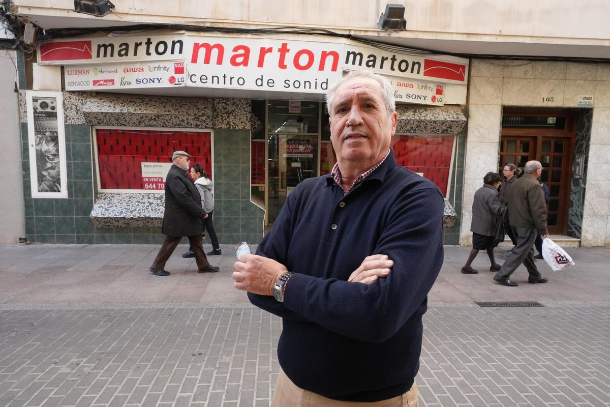 Toni Caballer se jubila a los 67 después de pasar sus últimos 47 junto a Antonio Marqués, fundador de Marton en Castelló.