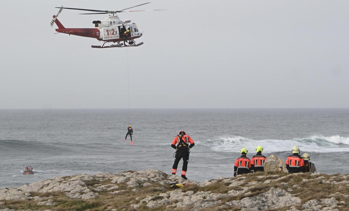 Ein Großaufgebot an Einsatzkräften war am Strand von El Bocal vor Ort.