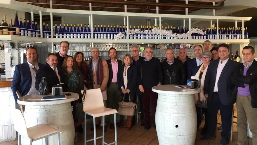 Reunión de los empresarios y comerciantes de La Manga y Cabo de Palos.