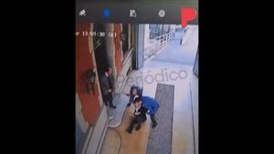 Vídeo | La caiguda d’Isak Andic mesos abans de la seva mort que utilitza la defensa del seu fill  Jonathan