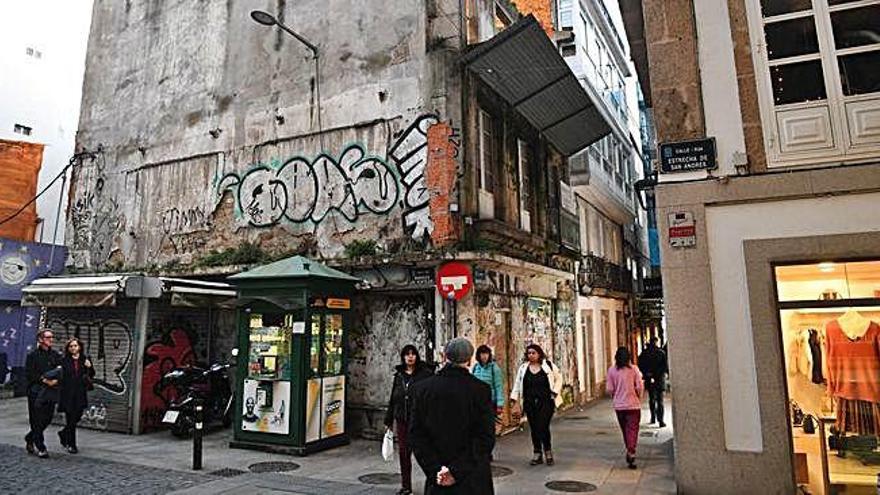 El edificio ubicado en Marqués de Pontejos.