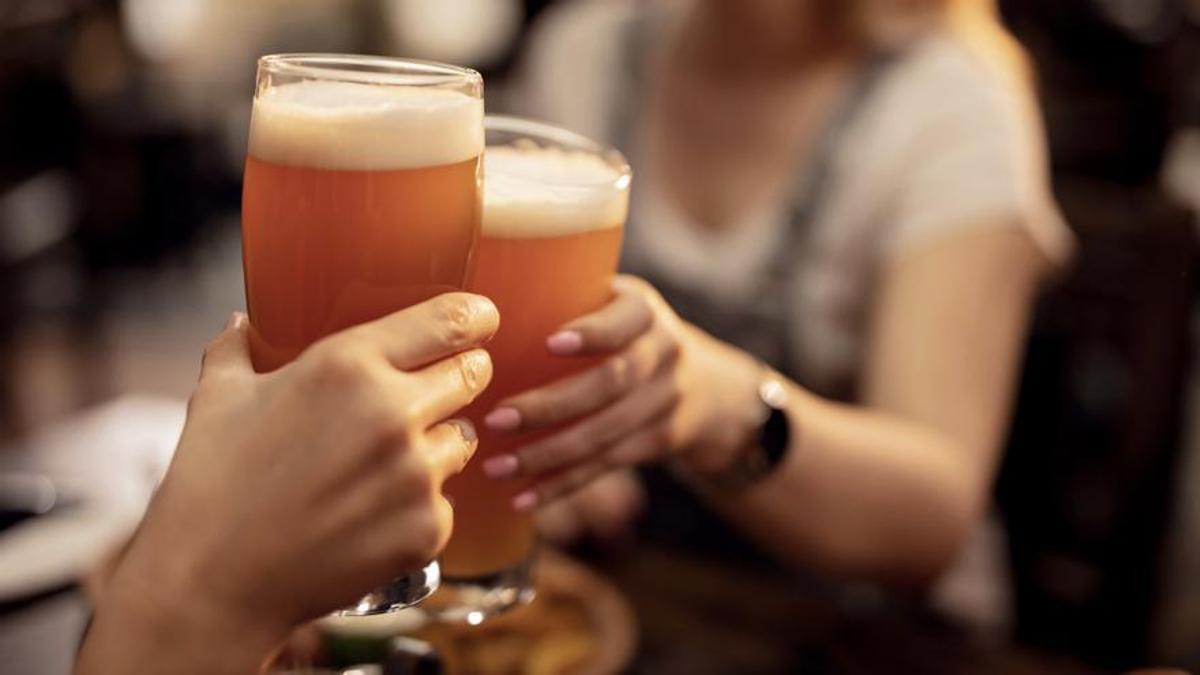 Entre un cinco y un 10% de la población española adulta tiene problemas con el alcohol.